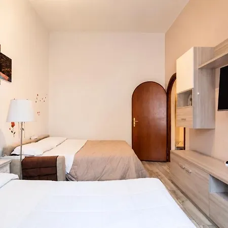 Rome Sweet Home-3